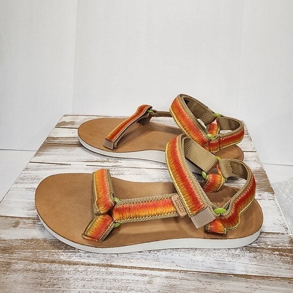 Women's sz 9 Teva Universal Ombre fire flame orange yellow activewear sandals - Picture 5 of 9